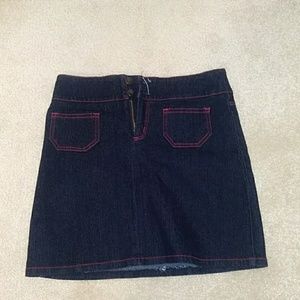 Le Chateau JEAN SKIRT